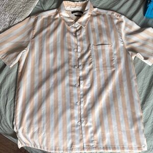 Men's Urban Outfitters Short-Sleeve Button-Up Shirt in Cream and White Stripe
